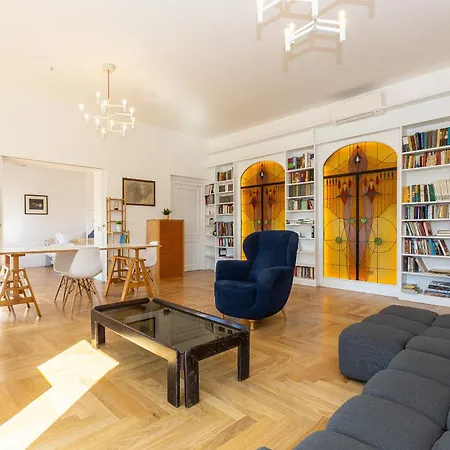 아파트 Giulio Cesare Penthouse In *
