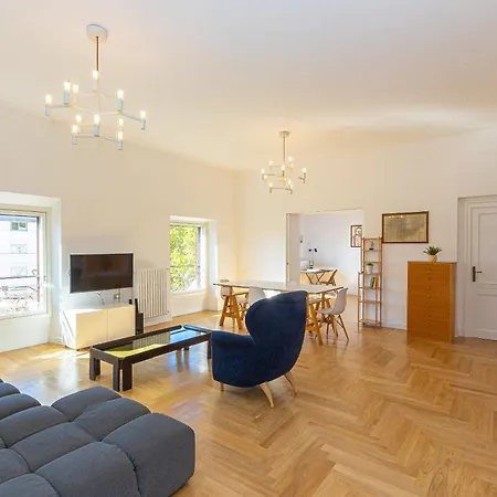 Giulio Cesare Penthouse In Apartment Rome