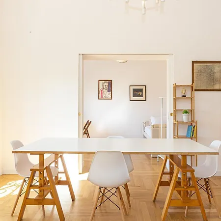 아파트 Giulio Cesare Penthouse In *